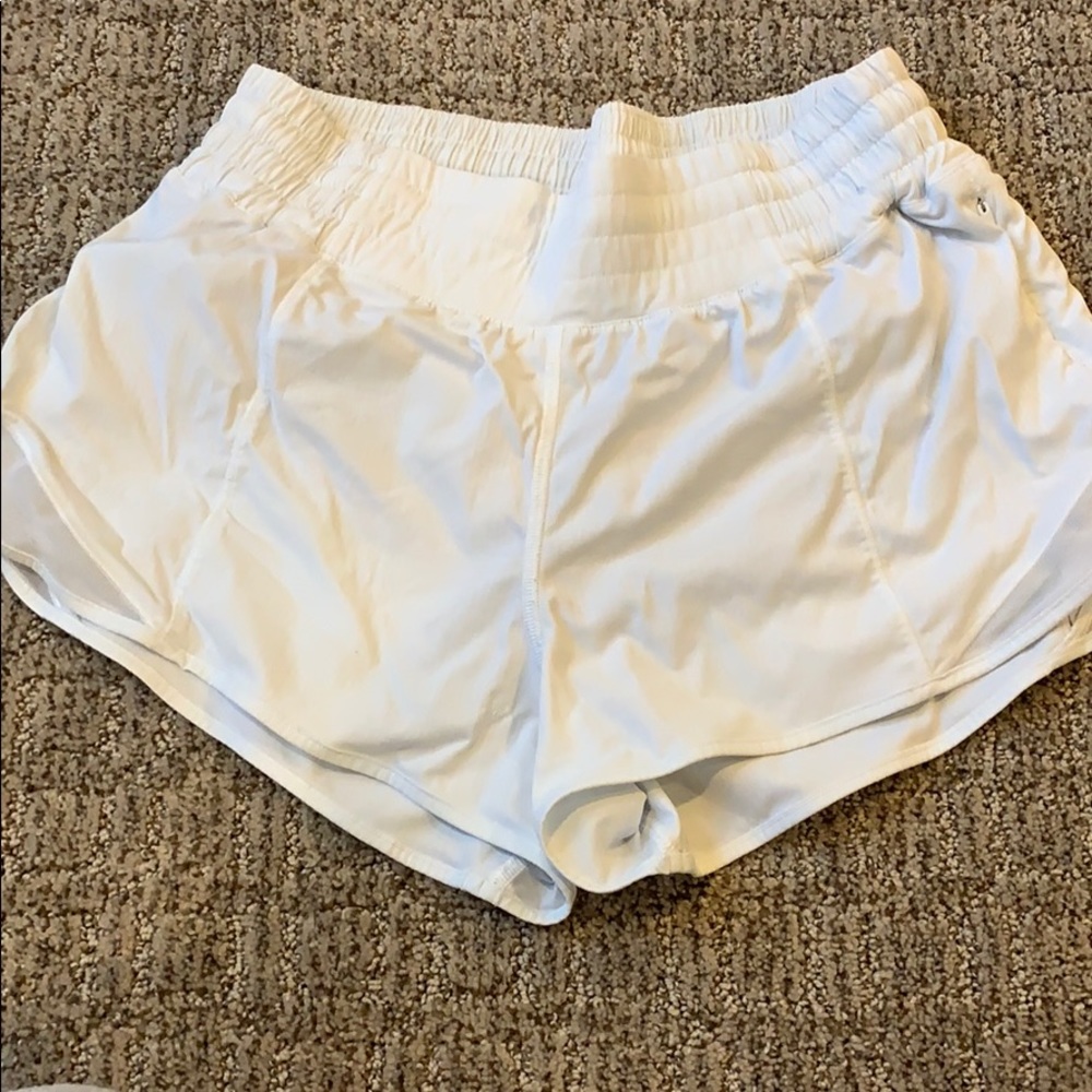 Lululemon Hotty Hot Short II 2.5